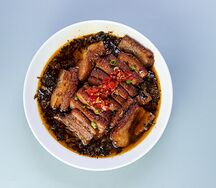 Свинина на пару с овощами