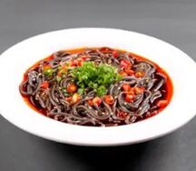 Рисовая лапша в кисло-сладком соусе