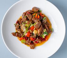 Говядина с желтым острым перцем