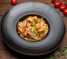 Wok с креветками 