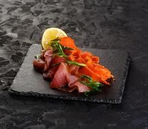 Ассорти из рыбных деликатесов