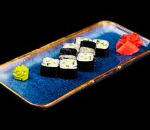 Ролл с огурцом