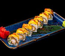 Запеченный ролл с креветкой