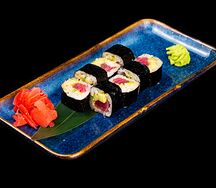 Ролл спайси тунец