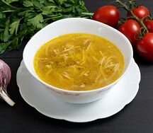 Куриный суп с лапшой