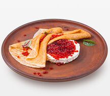 Блины с икрой и крем-сыром