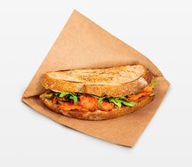 Сэндвич с некурицей и песто