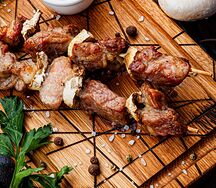 Мини-шашлыки из свинины