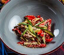 Салат Овощной с говядиной по-тайски