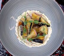 Салат с хрустящим баклажаном