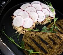 Риет из трески с хрустящим хлебом