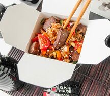 Wok с тунцом