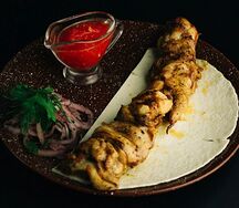 Шашлык из куриного бедра на кости
