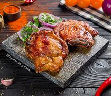 Корейка свинины на углях