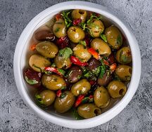 Маринованные оливки