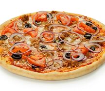 Пицца с тунцом