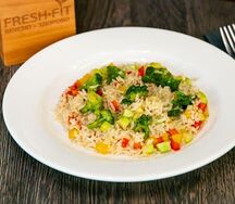 Рис, обжаренный с овощами