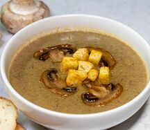 Крем-суп грибной с гренками