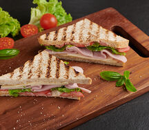 Сэндвич Ветчина, говядина и сыр