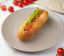 Хот-дог с жареным луком