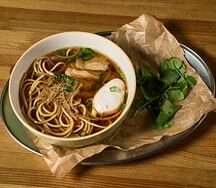 Рамэн со свининой