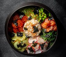 Поке с лососем