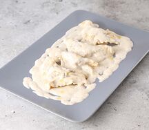 Равиоли с мясом под сливочно-трюфельным соусом и горгонзолой