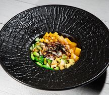 Поке боул с угрем