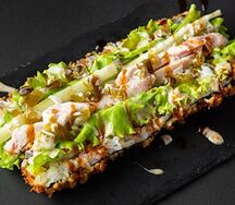Японский хот-дог с курицей