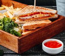 Сэндвич с курицей и сыром