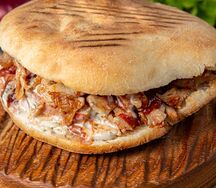 Шаурма кавказская в пите