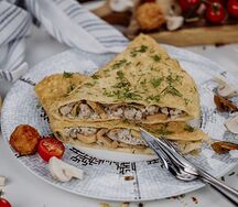 Чебурек с курицей и грибами