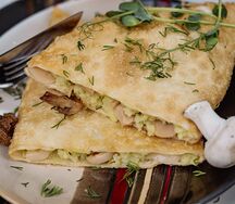 Чебурек с картошкой и грибами