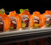 Ролл Карелия с икрой кеты