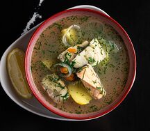 Уха Ростовская на корешках моркови