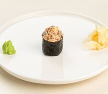 Гункан с гребешком