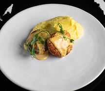 Куриные котлетки с картофельным пюре