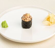 Гункан с крабом