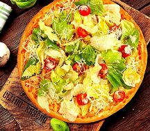 Пицца цезарь с курицей