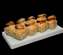 Запеченный ролл в кунжуте с мидиями