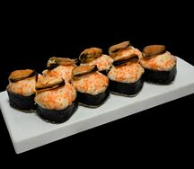 Запеченный с мидиями