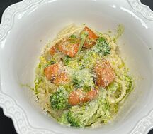 Сливочная паста с семгой и брокколи