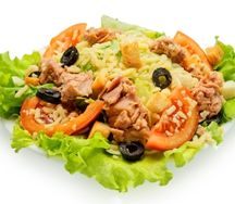 Салат Цезарь с тунцом