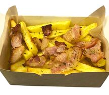 Картофель фри с беконом