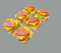 Сырные вафли с колбасой салями и пепперони