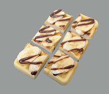 Классическая вафля с клубникой и шоколадом