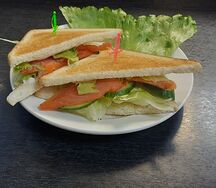 Клаб Сэндвич с Лососем