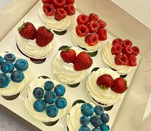 Капкейки 9 штук Кураж