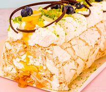 Меренговый рулет манго-маракуйя