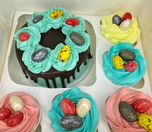 Бенто-торт и капкейки на Пасху
